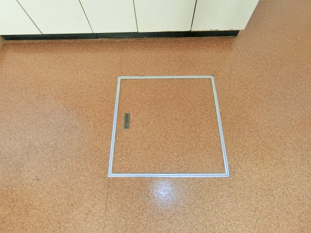 粟生野2670貸家の収納