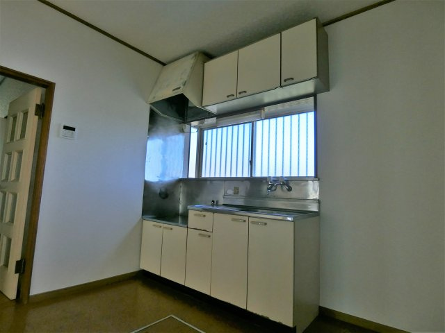 粟生野2670貸家のキッチン