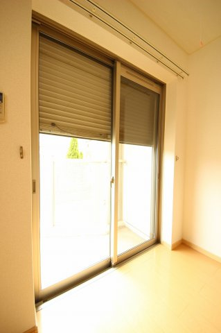 アスカ　Ａ棟のセキュリティ|シャッター付きです