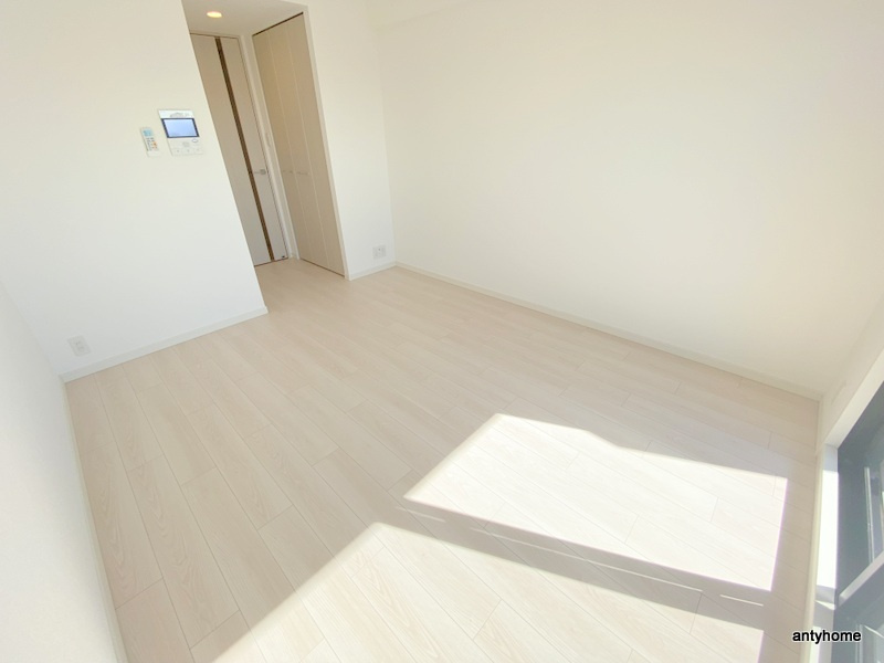 エスリードレジデンス都島シティフロント　仲介手数料無料の洋室