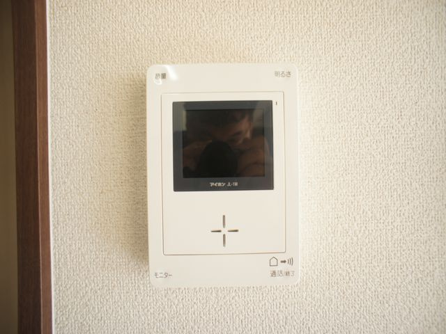 【セキュリティ】 | グリーンガーデンⅡ | 訪問者の確認ができるTVドアホン付きです♪