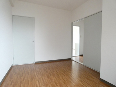 【洋室】 | メゾンドボヌアー | お子様部屋におススメです！
