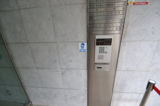 【エントランス】