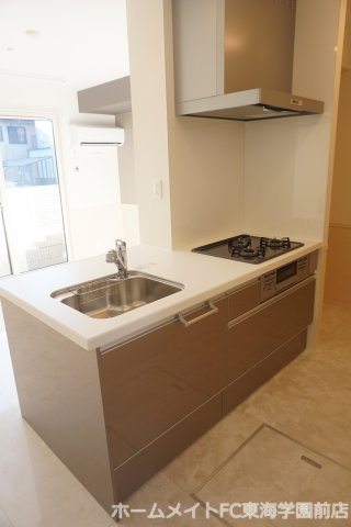 熊本市東区長嶺東５丁目のアパートのキッチン