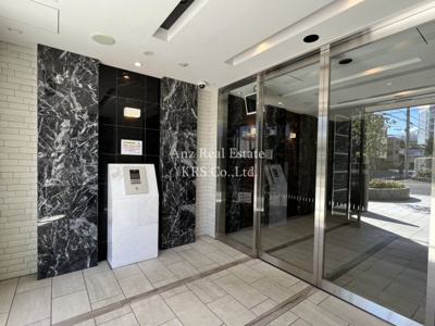 【エントランス】 | エスプレイスOSAKAベイシティ | オシャレなエントランスです♪