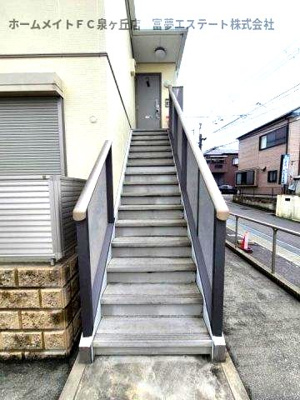 【その他共用部分】 | ディアス和泉 | 203号室専用階段