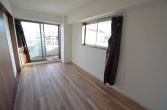 【洋室】 | Maison Akashi | ※同タイプ他のお部屋の写真です