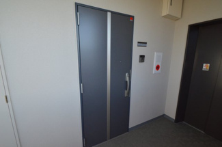 【玄関】 | Maison Akashi | ※同タイプ他のお部屋の写真です