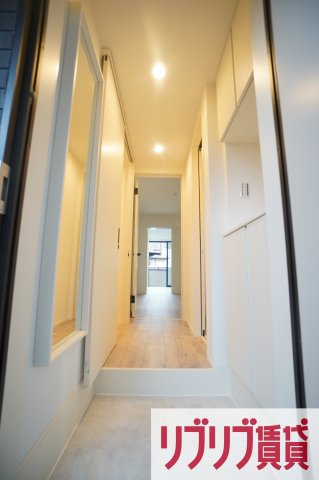 Buena casa 西千葉の玄関