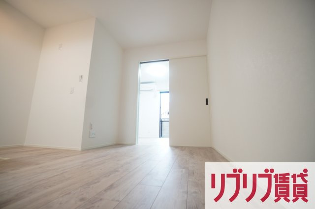 Buena casa 西千葉の居間・リビング