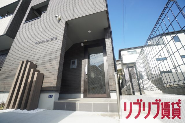 Buena casa 西千葉のエントランス