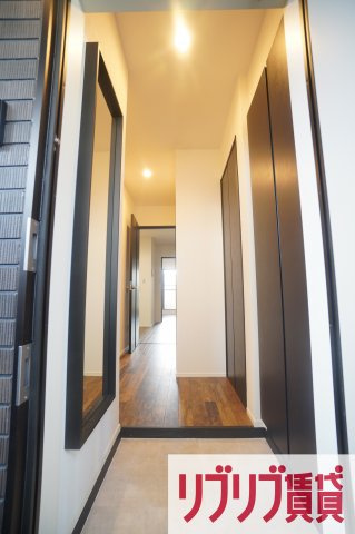 Buena casa 西千葉の玄関