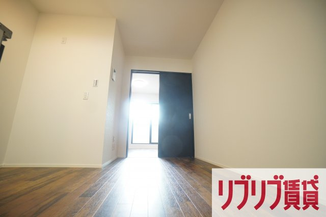 Buena casa 西千葉の居間・リビング
