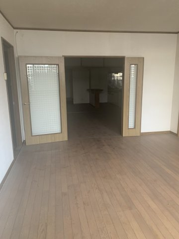 売ビル　神田町6丁目の居間・リビング