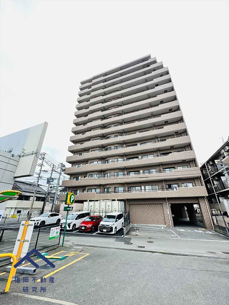 ライオンズマンション二日市駅前の外観