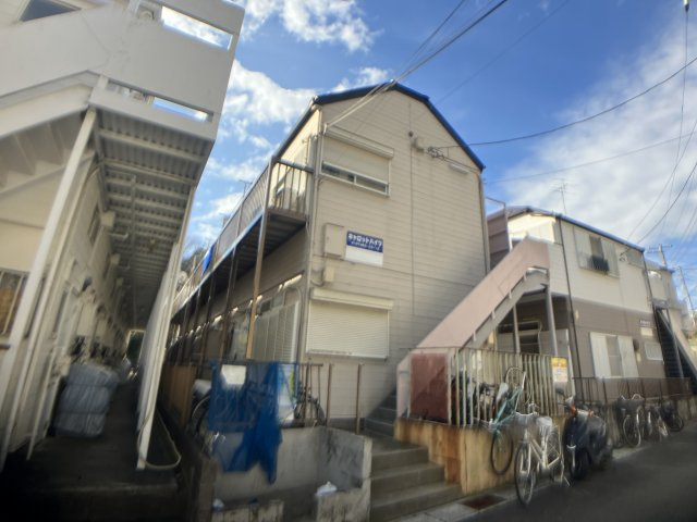 キャロットハイツの外観