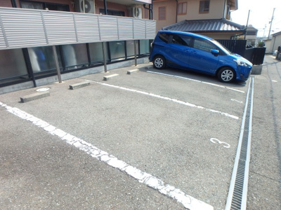 【駐車場】 | 誠月ハイツ | 駐車場です
