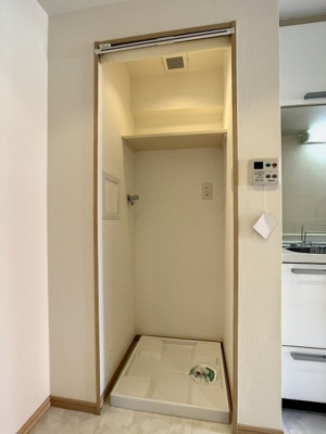 【設備】 | ヌフエタージュ | 室内洗濯機置場