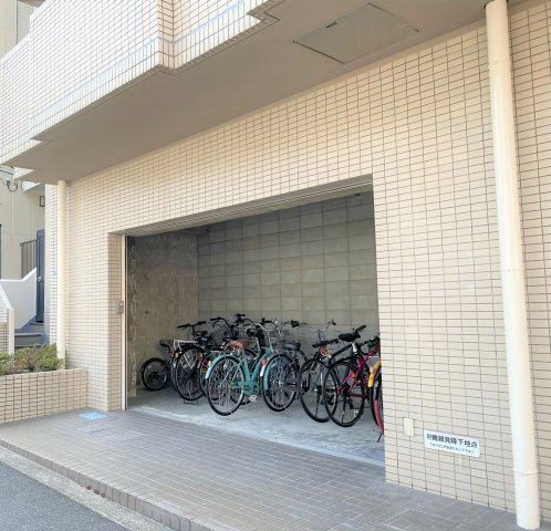 メゾンルミネのその他共用部分|駐輪場