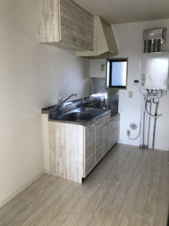 【キッチン】 | メゾンリトルウッズA