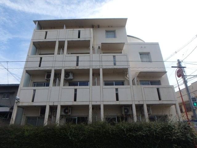 アルファ清心町の外観