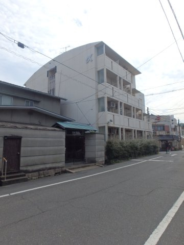 アルファ清心町の外観