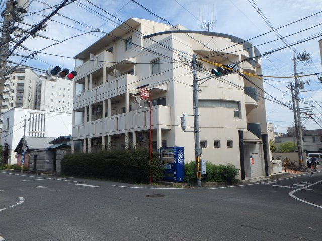 アルファ清心町の外観