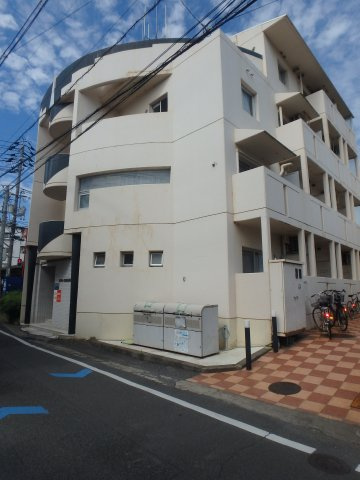 アルファ清心町の外観