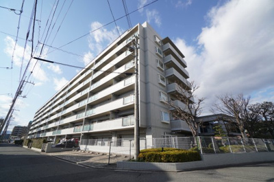 【外観】 | ロイヤルクリスタル井口（リノベ済） | 現地（2023年1月19日11：00頃）撮影