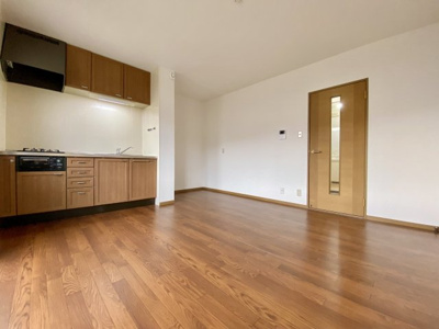 【居間・リビング】 | マンションニューハマ３Ａ