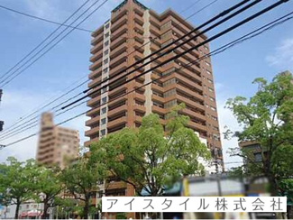 【外観】 | Jcityタワー呉　西中央３丁目バス停まで徒歩1分　JR呉駅徒歩8分