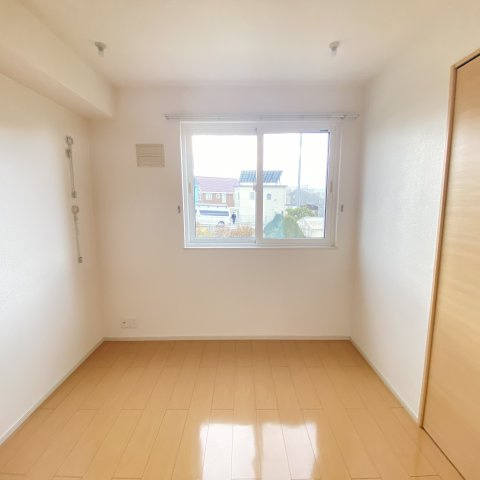 プリュス　ボナールの洋室