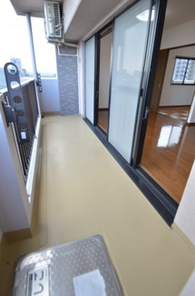 【バルコニー】 | ラペシュリー