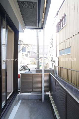 ジュネス山手のバルコニー