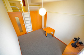 こちらの居間で趣味の時間をお楽しみください