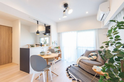 【居間・リビング】 | サンハイツ両国　　　　　　　　　　　　　　　　　　　　　　　　　　　　　　　 | おしゃれなリビングです