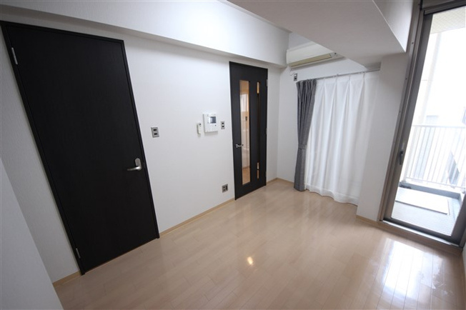 【洋室】 | レジュールアッシュ谷町