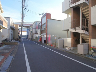 【前面道路含む現地写真】 | 葛飾区小菅１丁目 新築戸建