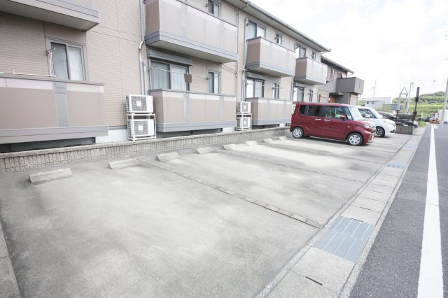 コンフォートⅠの駐車場