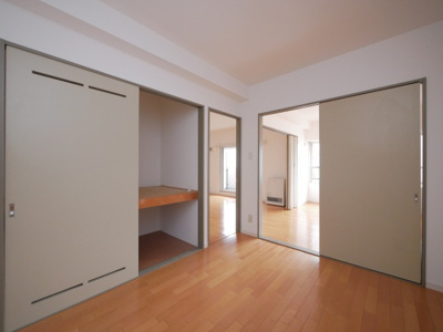 【洋室】 | メゾンドブーケパーク