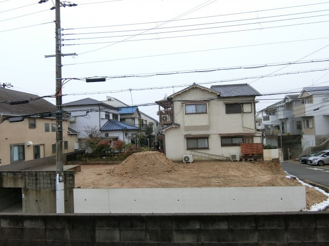 神戸市垂水区西舞子8丁目　土地の前面道路含む現地写真