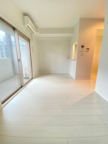 【洋室】 | 個人の部屋や寝室として使える洋室です