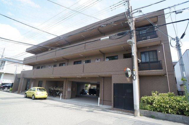 ハーティス宝塚の外観