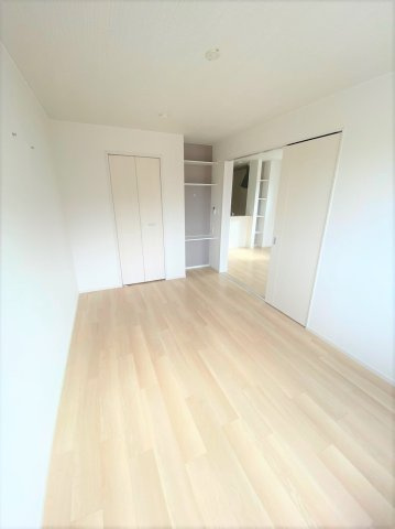 フロイデ　Ａの洋室