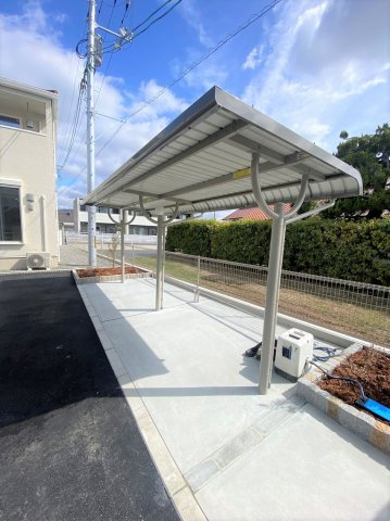 フロイデ　Ａの駐車場