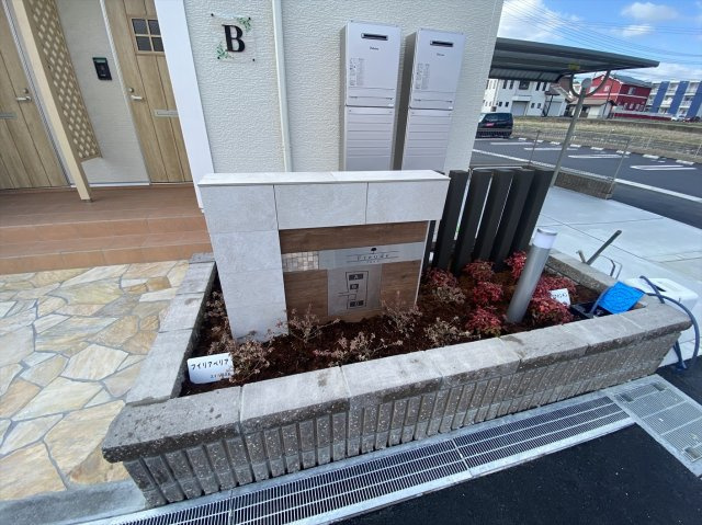 フロイデ　Ａのエントランス