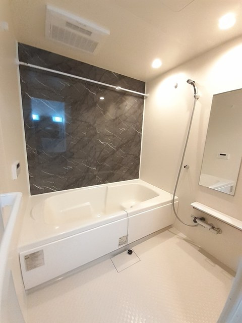 フロイデ　Ａの浴室