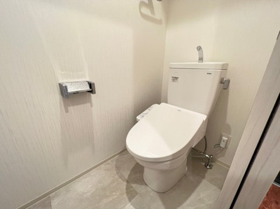 【トイレ】 | プレジオ難波ASIAN