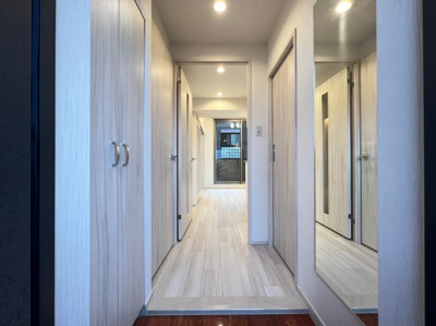 【玄関】 | プレジオ難波ASIAN