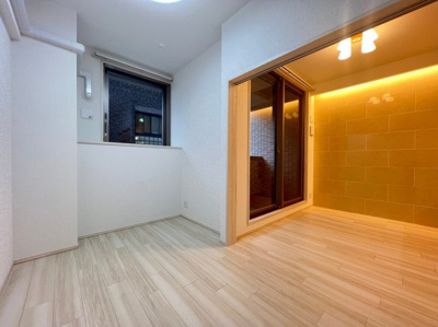 【洋室】 | プレジオ難波ASIAN